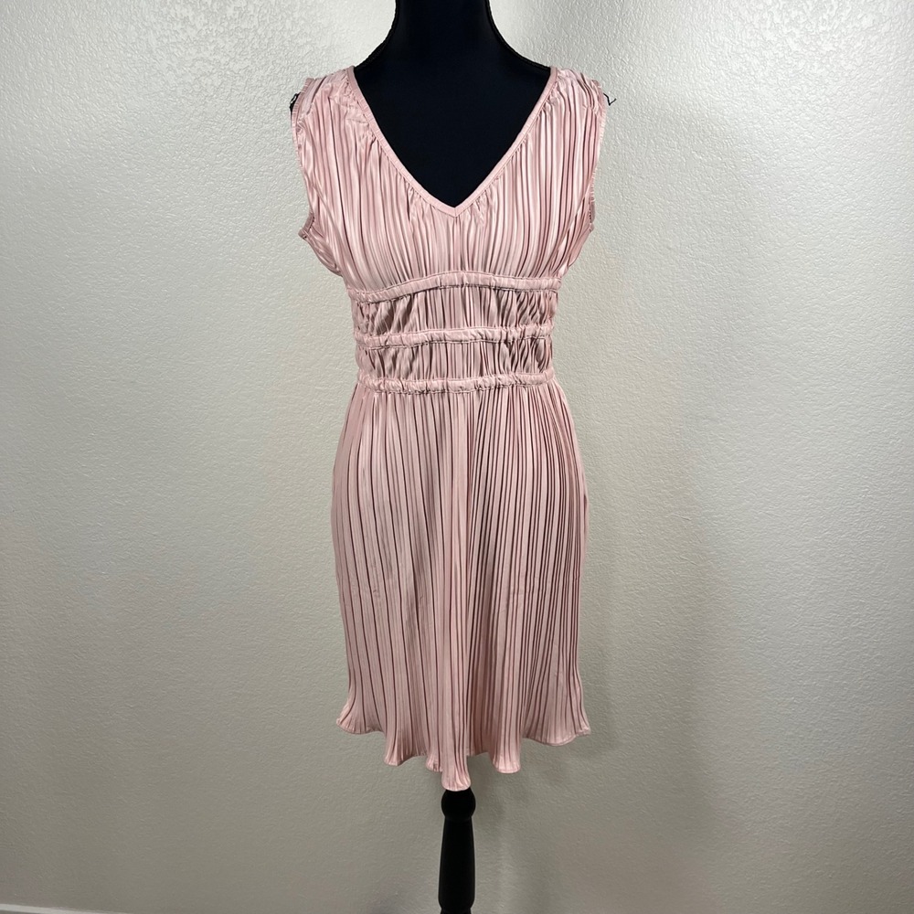 SHE+SKY‎ Pink Pleated Ruched V Neck Sleeveless Preppy Mini Dress Women's Size M